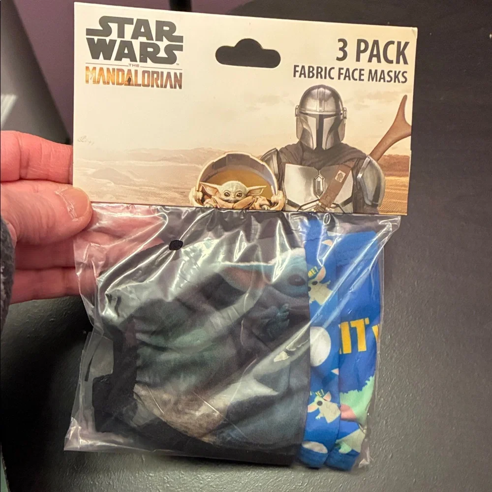 NWT Disney Star Wars Mandalorian Kids Face Masks - Black, Blue, Green